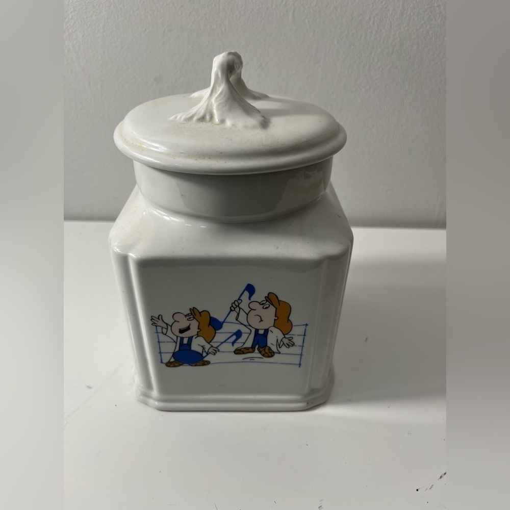 Vintage Tetley Tea Ceramic Canister Musical - Made in England